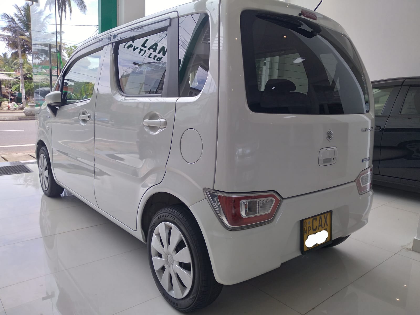 Suzuki WagonR FX Safety 2017 Hybrid for sale at Priyankara Lanka Motor Traders Matara